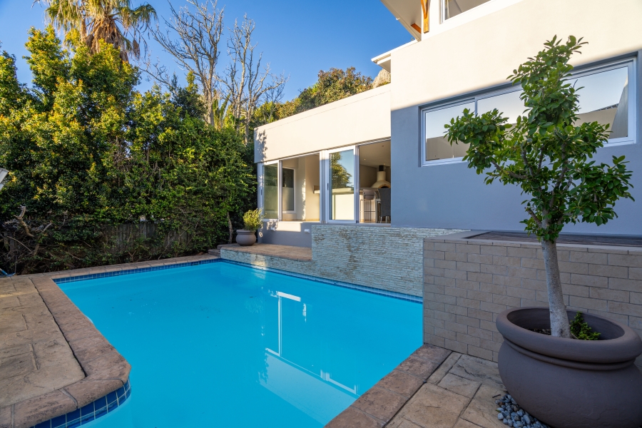 7 Bedroom Property for Sale in Camps Bay Western Cape